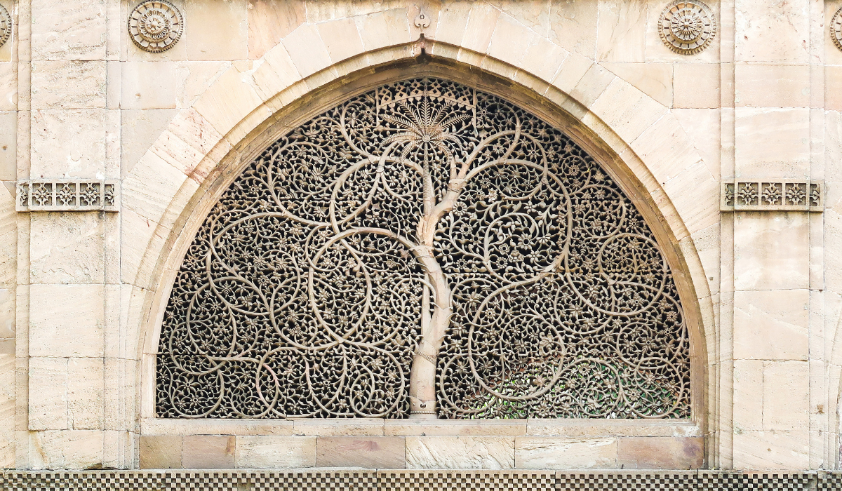 Things to Consider Before Installing CNC Metal Jali for Your Home