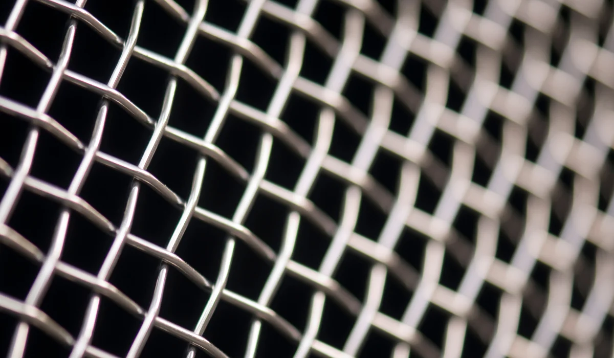 Metal Screens & Jalis: Precision-Cut Elegance for Modern Spaces